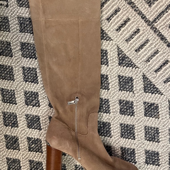 Suede Michael Kors Regina Boot in Beige 8 - Picture 4 of 11